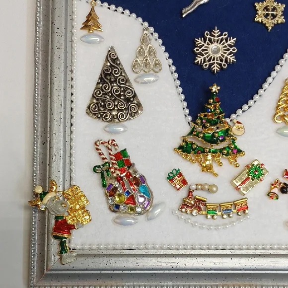 Festive Holiday Wall Art with Silver Frame - Picture 4 of 8